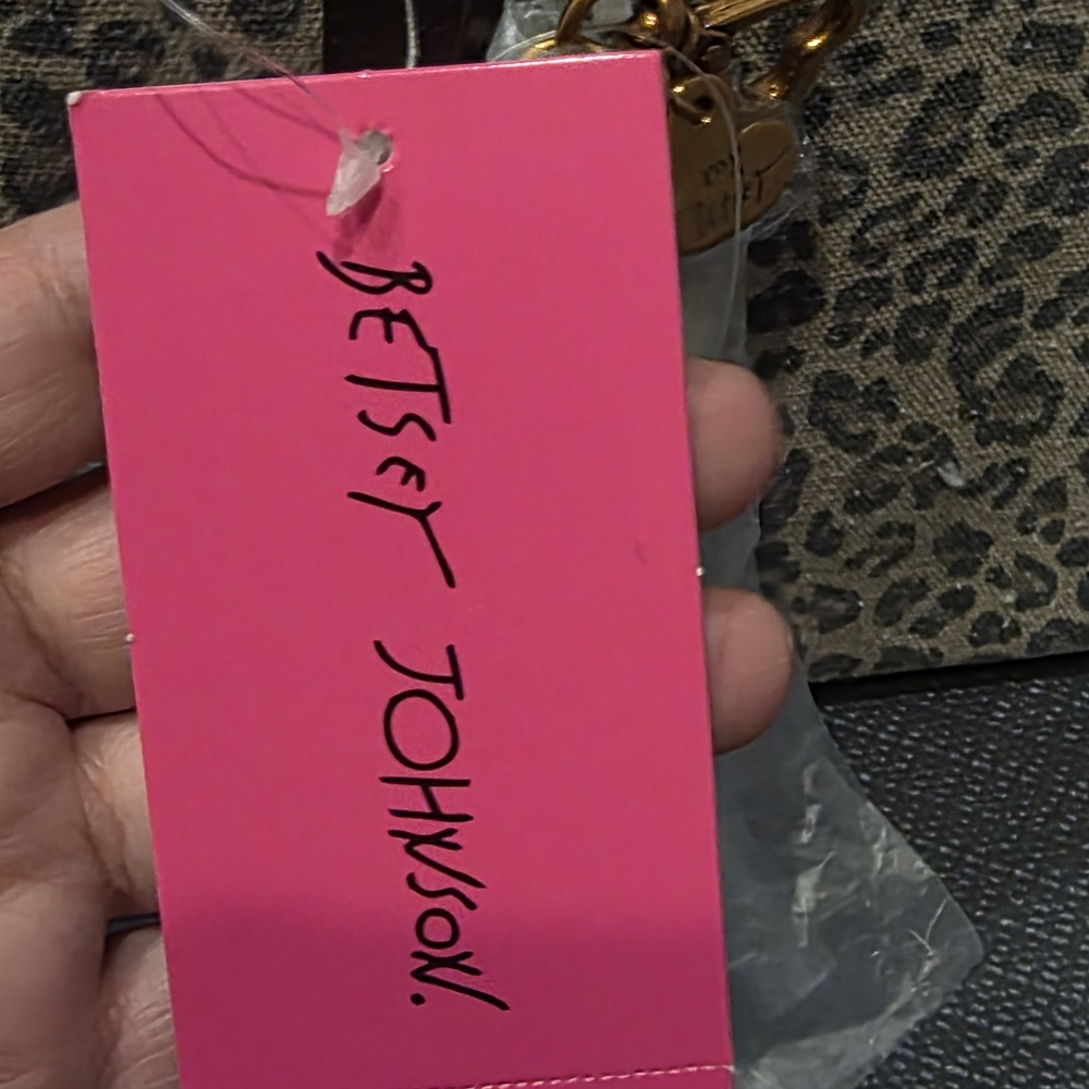 Betsey Johnson With Cowboy Boot Chain Leopard Bag. - Picture 3 of 16